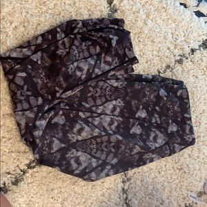 CALIA by Carrie Underwood leggings.